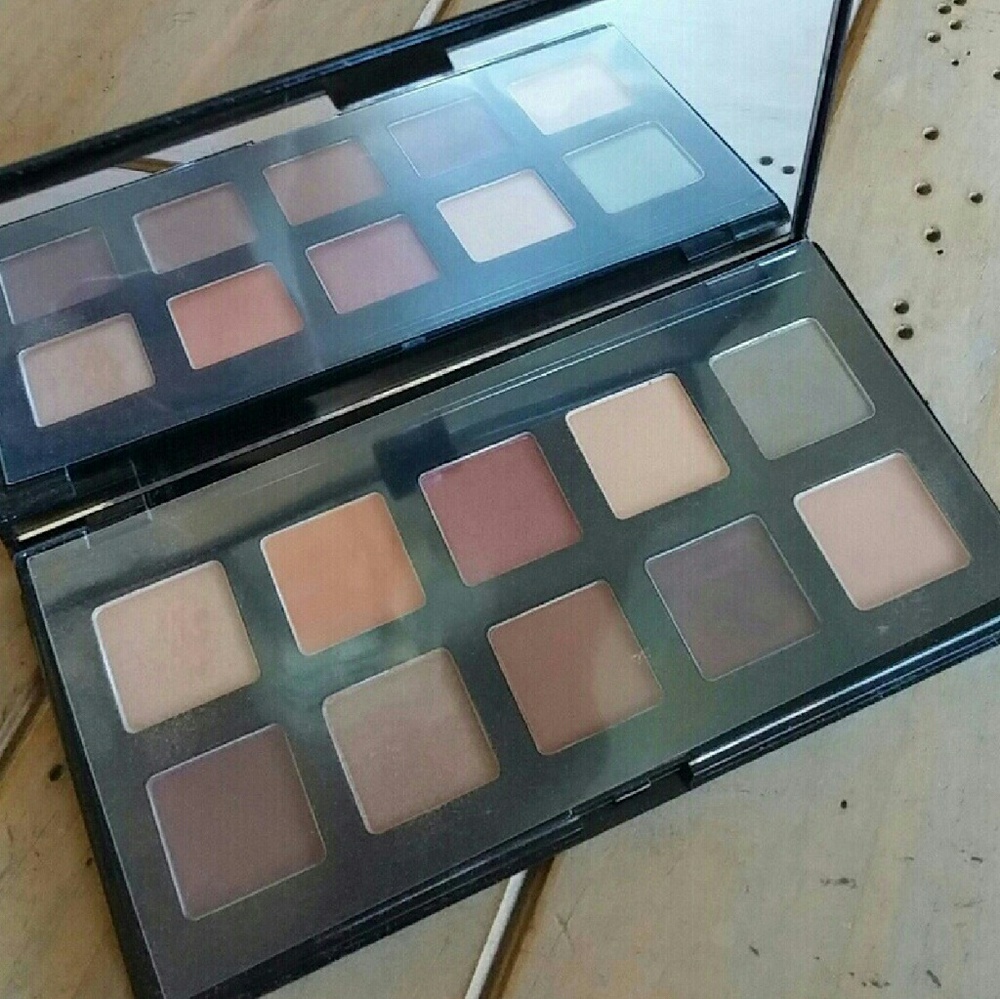 Eyeshadow Bundle! - Picture 4 of 6